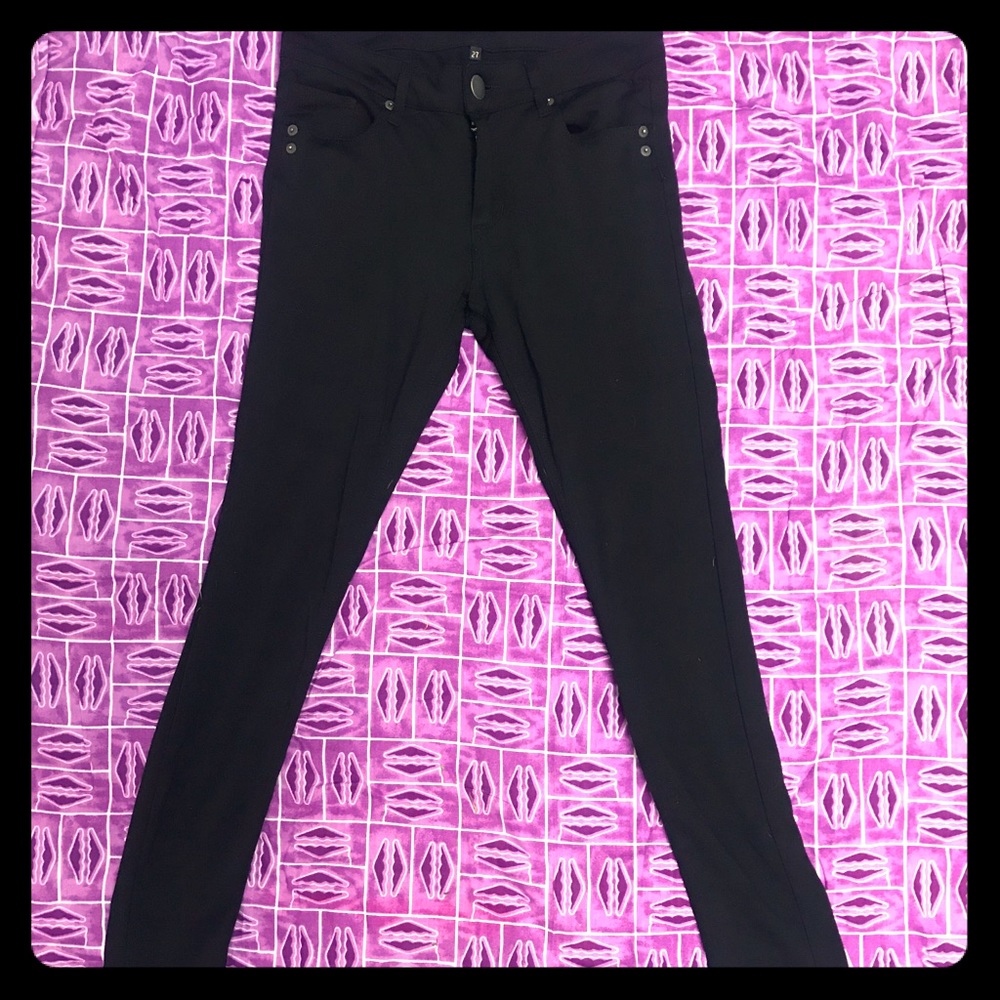 Skinny stretchy Black Leggings/ Pants with pockets